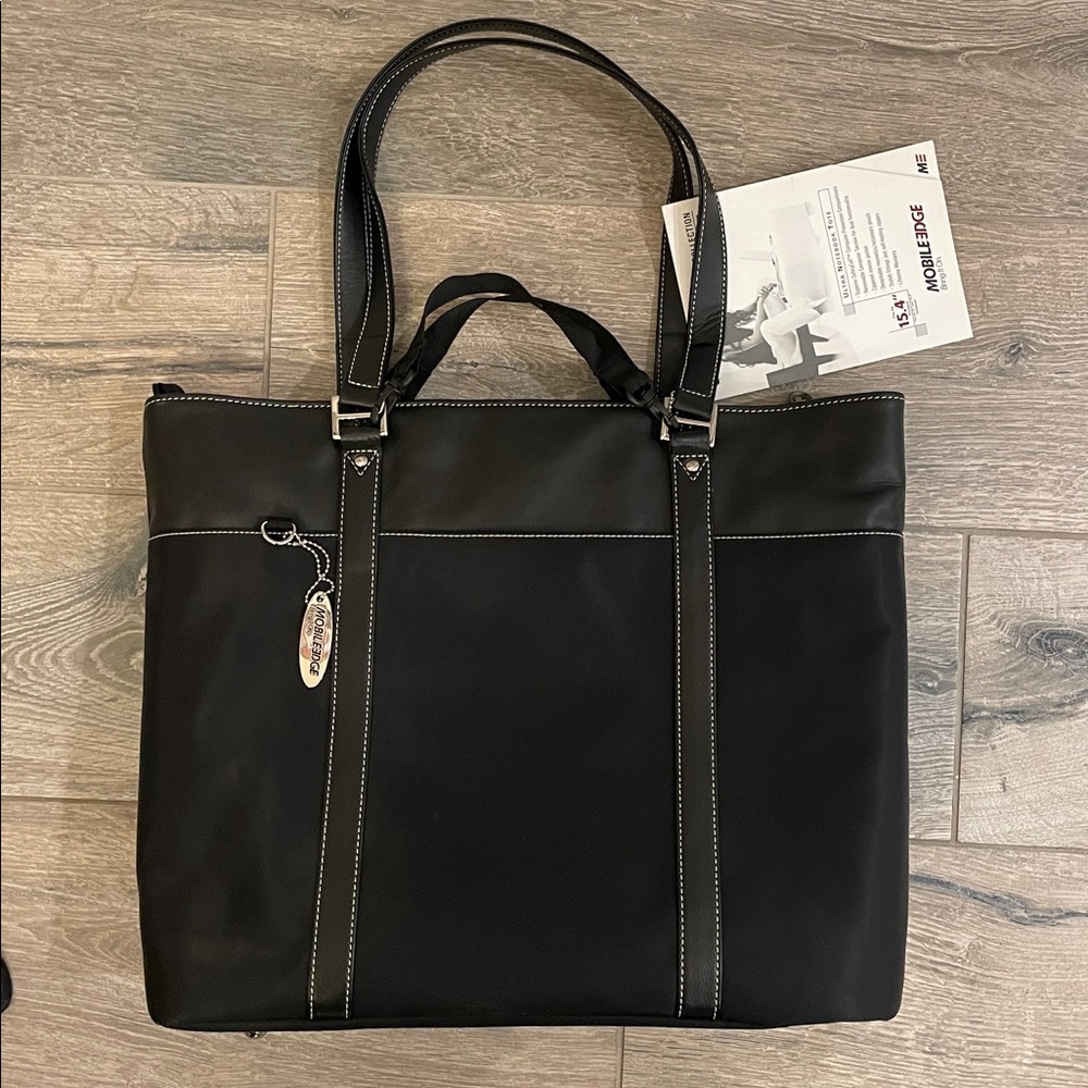 Mobile Edition Black Ultra Notebook Tote- NWT